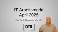 Schriftzug IT Arbeitsmarkt April 2025. Firma Die Tech Recruiter GmbH